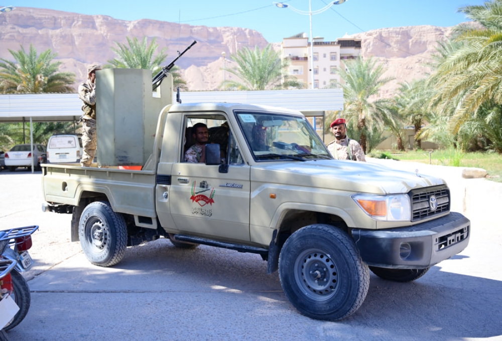 اليمن: عقد من التحولات وانفراط التحالفات التحولات الراهنة في المشهد السياسي اليمني اليمن: عقد من التحولات وانفراط التحالفات التحولات الراهنة في المشهد السياسي اليمني